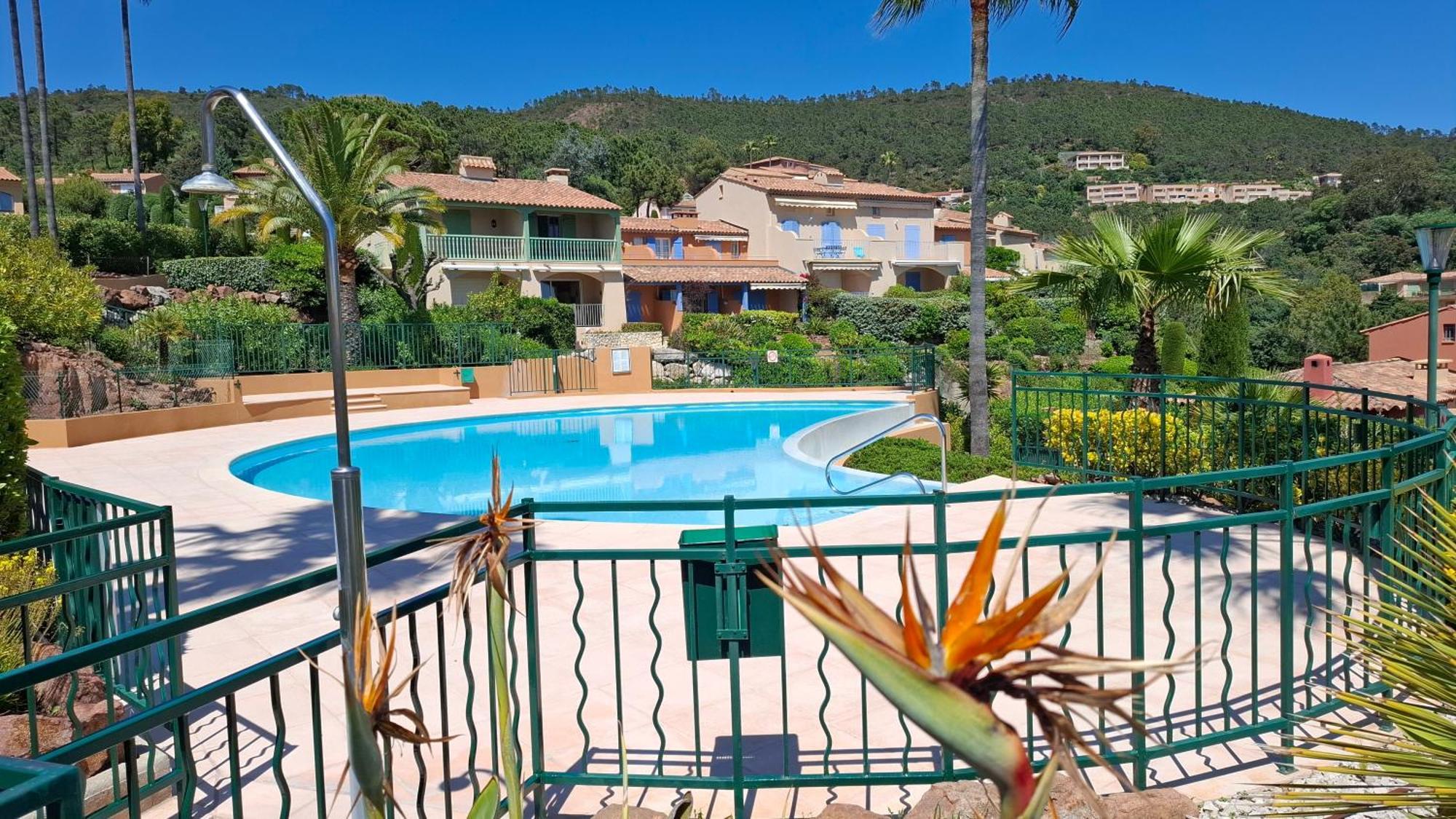 Rochemarine Panoramic Apartment Theoule-sur-Mer Bagian luar foto